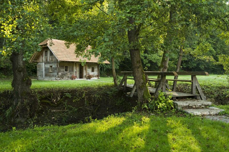Domacija Seruga Countryside Hotel Νόβο Μέστο Εξωτερικό φωτογραφία