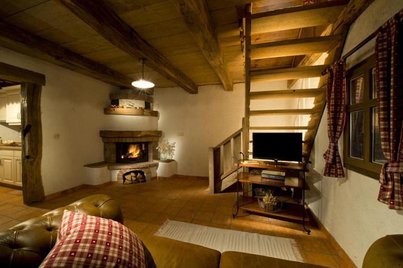 Domacija Seruga Countryside Hotel Νόβο Μέστο Εξωτερικό φωτογραφία